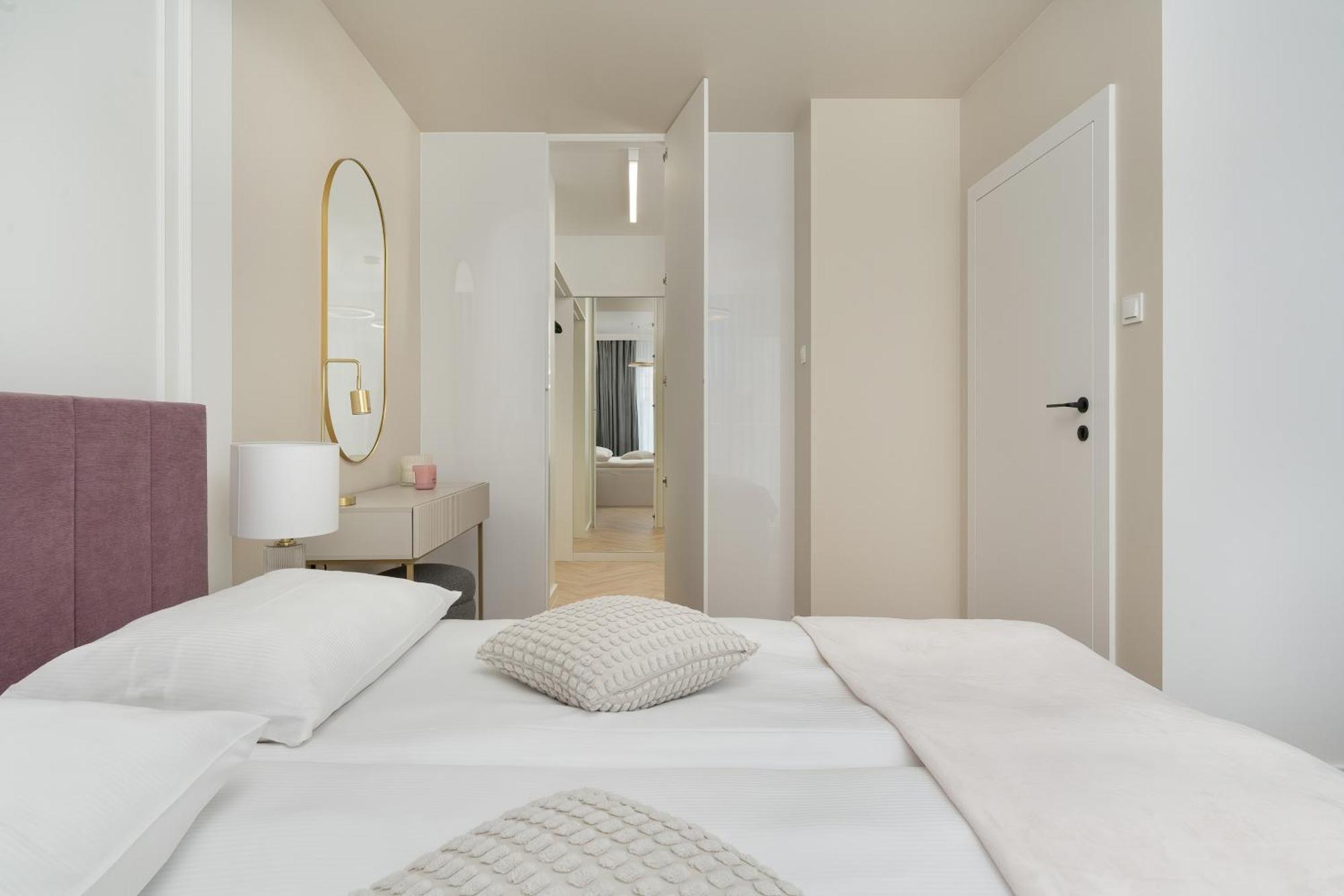 Elegancki Apartament Z Parkingiem Blisko Starego Miasta By Noclegi Renters 弗罗茨瓦夫 外观 照片